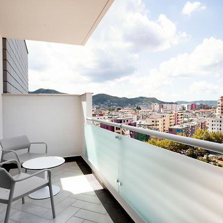 Hilton Garden Inn Tiranë Luaran gambar