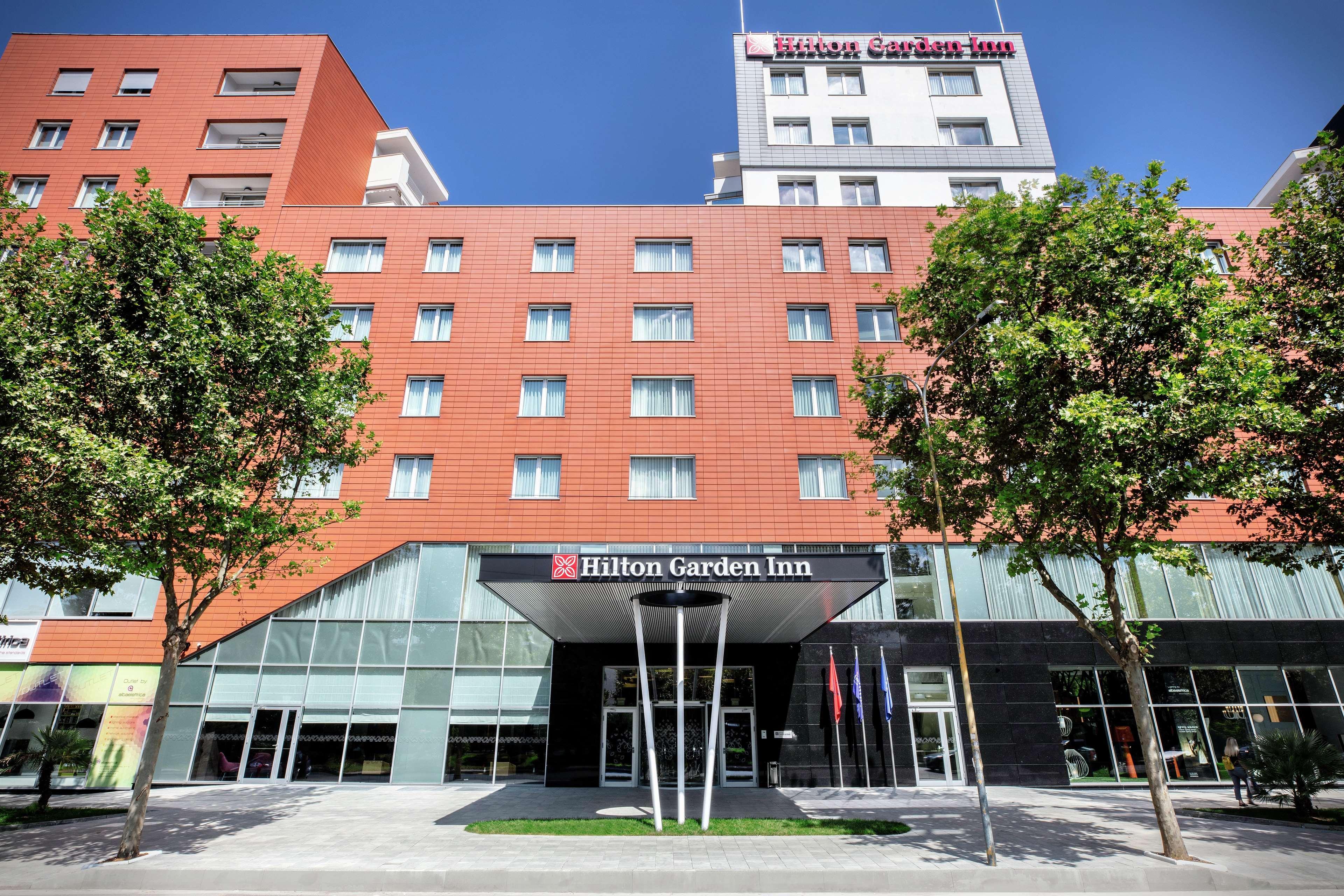 Hilton Garden Inn Tiranë Luaran gambar